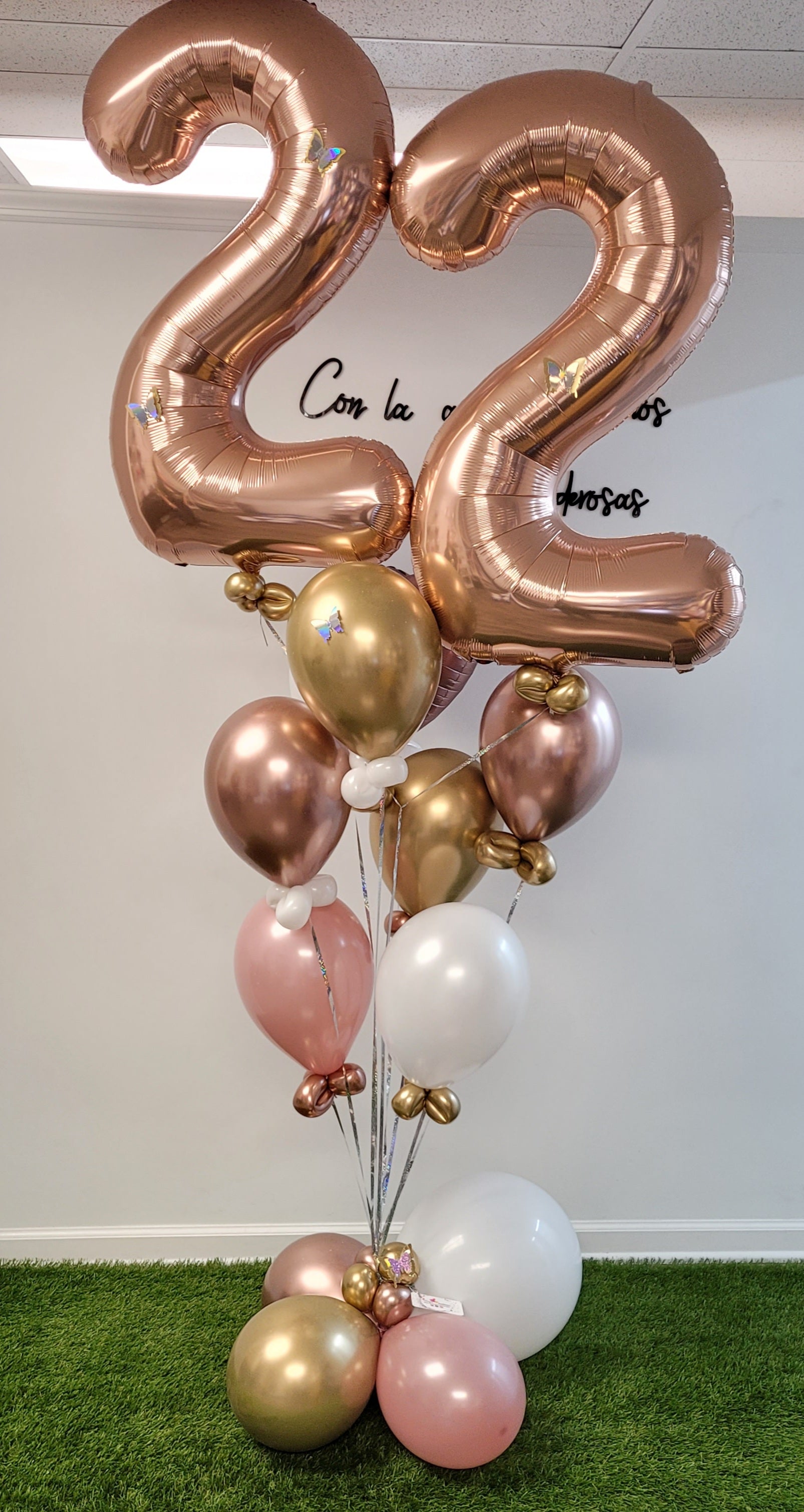 Balloon bunch with number